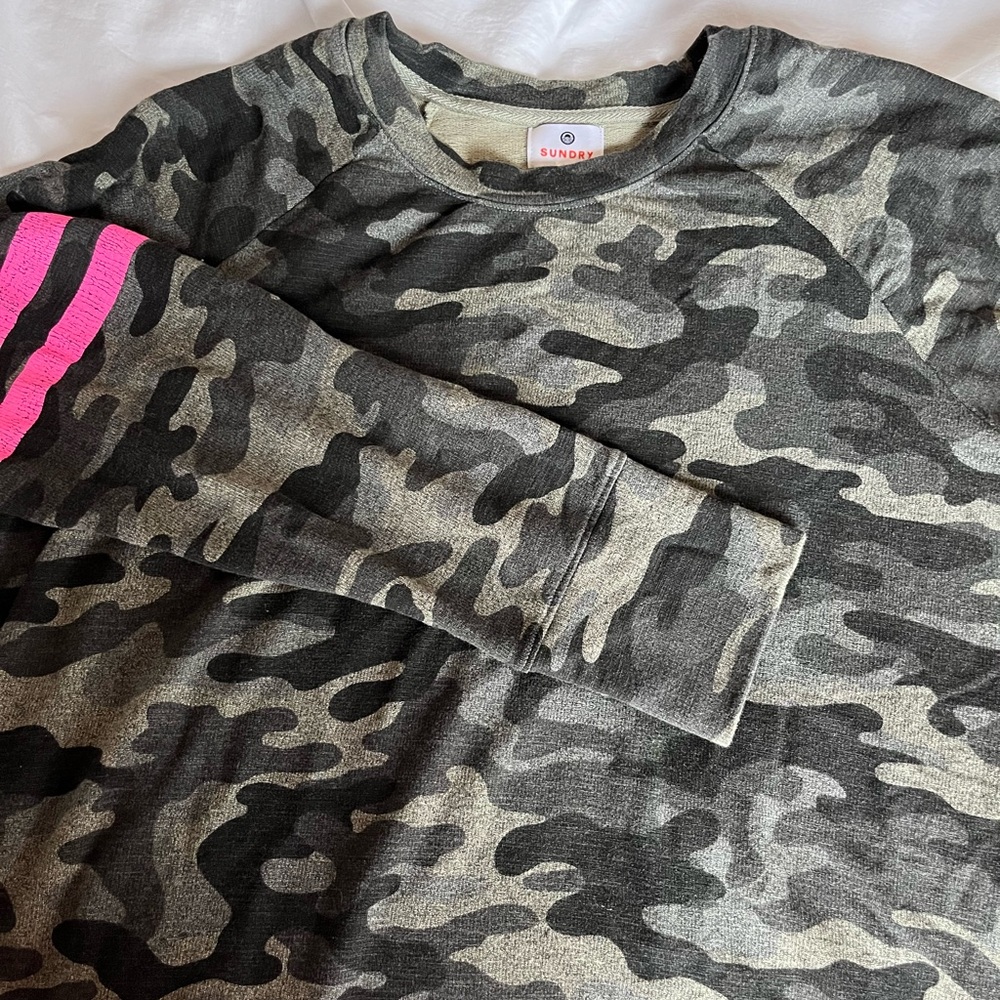Camouflage Sweatshirt with Pink Stripe